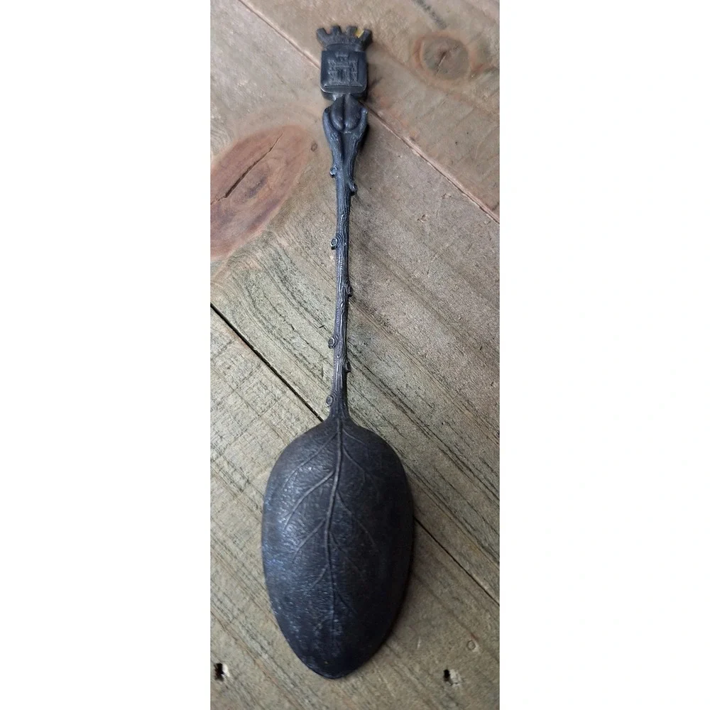 Vintage Lens France Souvenir Spoon Coat of Arms Crest Branch‎ Handle Leaf Back